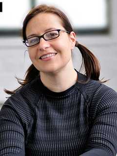 Author Of New 3D Book Plans Promotion In Greenwich