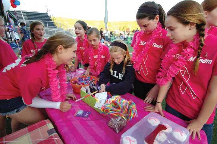Westy Self Storage Hosts Kickoff Event For Wilton Relay For Life