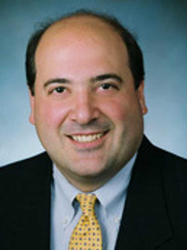State Bankers Association Honors Executive From Stamford Bank