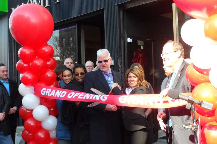 Mortgage Business Holds Grand Opening In Yonkers