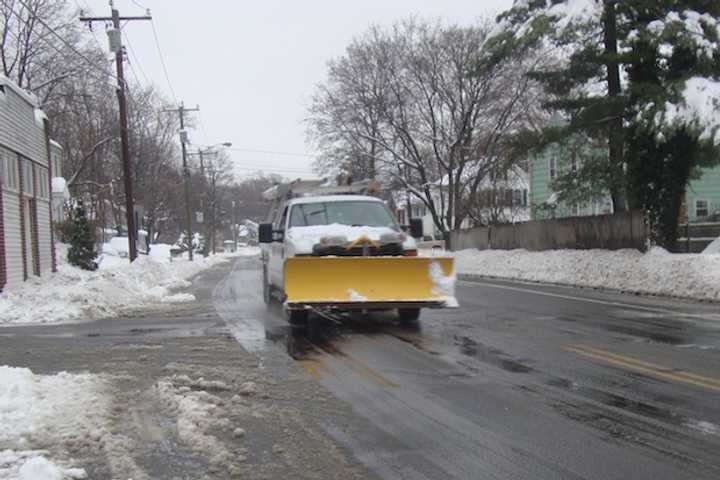 Photos: Snow Buries New Canaan Wednesday