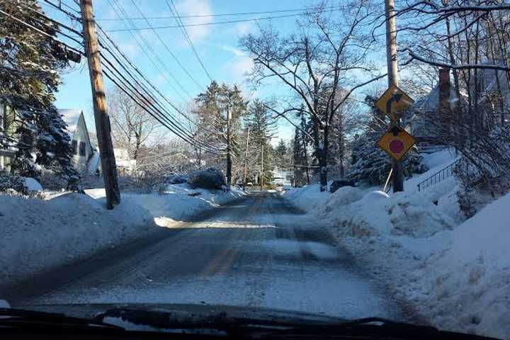 Hundreds Without Power In Westchester Friday