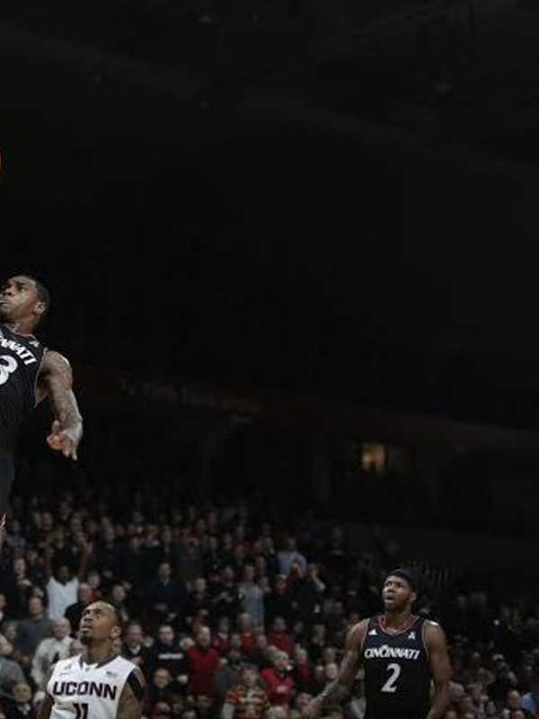 White Plains Grad Kilpatrick Climbs To No. 2 All-Time Scorer At Cincinnati
