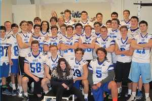 Darien Football Players Plan 'Lifting Grace' Fundraiser