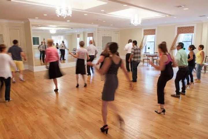 Arthur Murray Of Greenwich Dances Its Way To Chamber Award