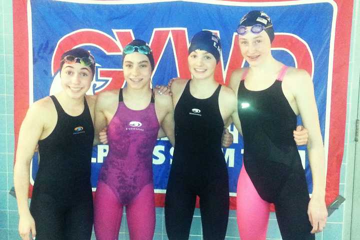 Greenwich Dolphins Win 15 Golds, Take 6th Place At State Championships