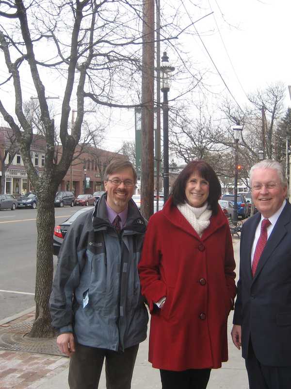Fairfield Holding Spring Shop & Stroll