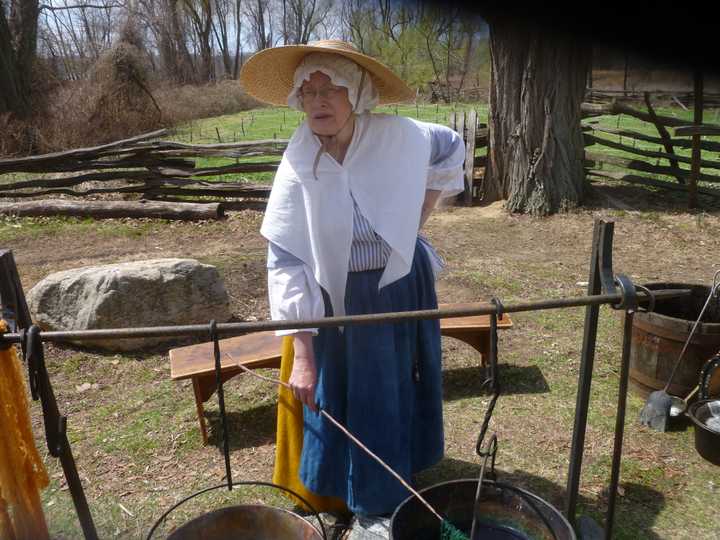 Cortlandt Town Historian Laura Lee Keting helps dye wool at Sheep-to-Shawl in Sleepy Hollow.