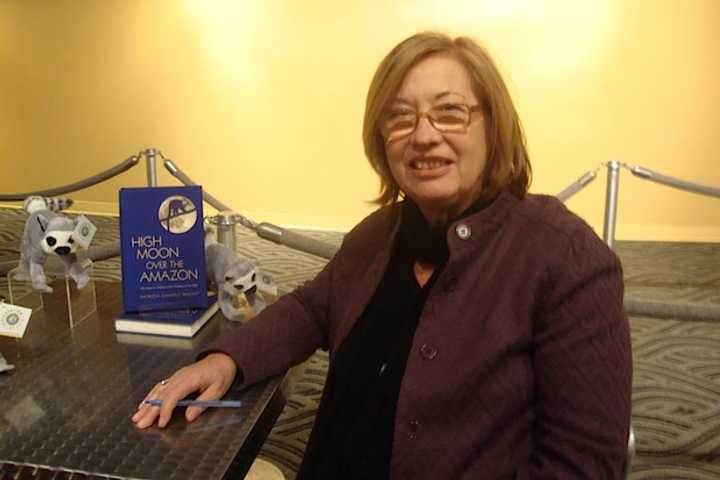 Scientist Brings Love Of Lemurs To Aquarium In Norwalk