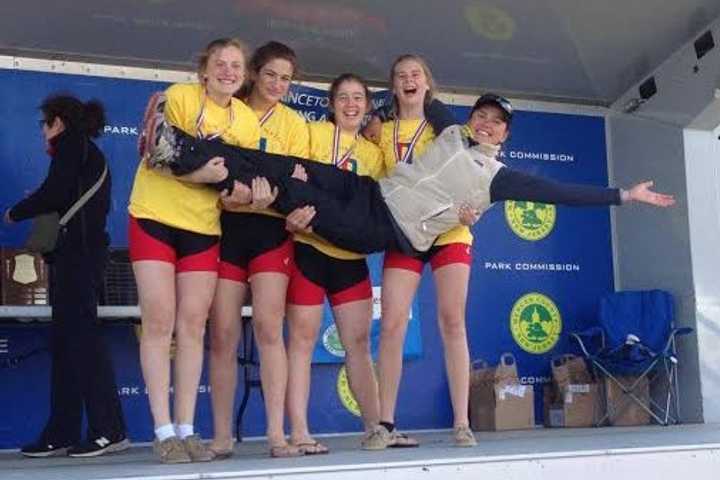 New Canaan Crew Wins 12 Medals In Mercer Sprints