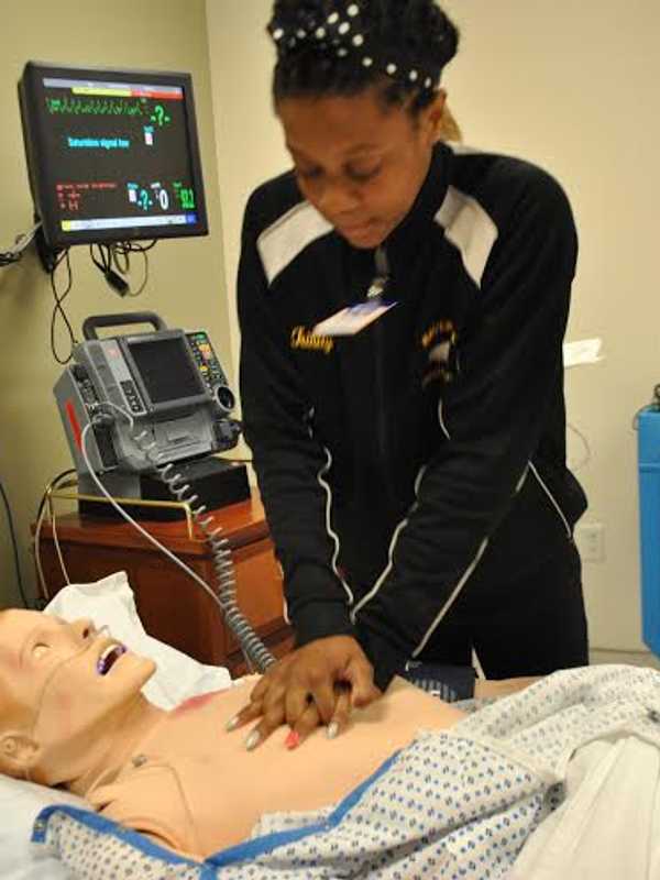 Stratford City Employees Learn CPR As Part Of 'HeartSafe Community'