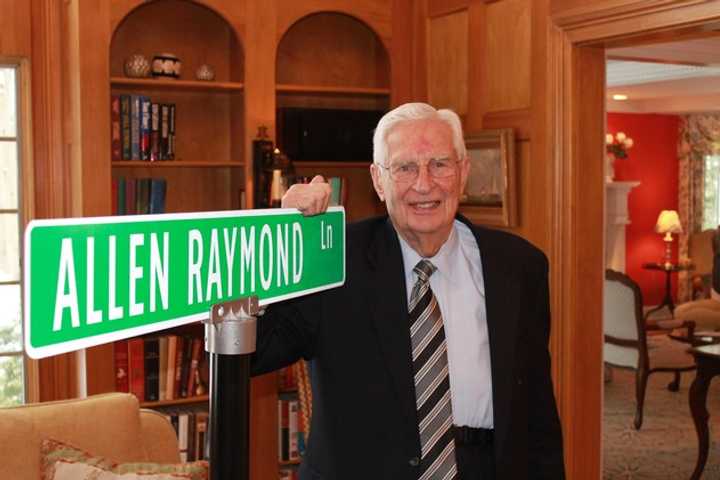 Town Mourns Death Of Allen H. Raymond, 91, 'Mr. Westport'