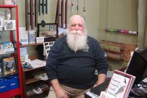 Long Winter, Cold Spring Make Darien Birds Hungry