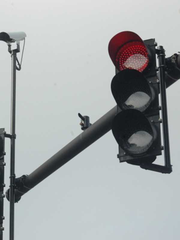 Traffic Signal Out At Veteran's Memorial Drive, Blue Hill In Orangetown