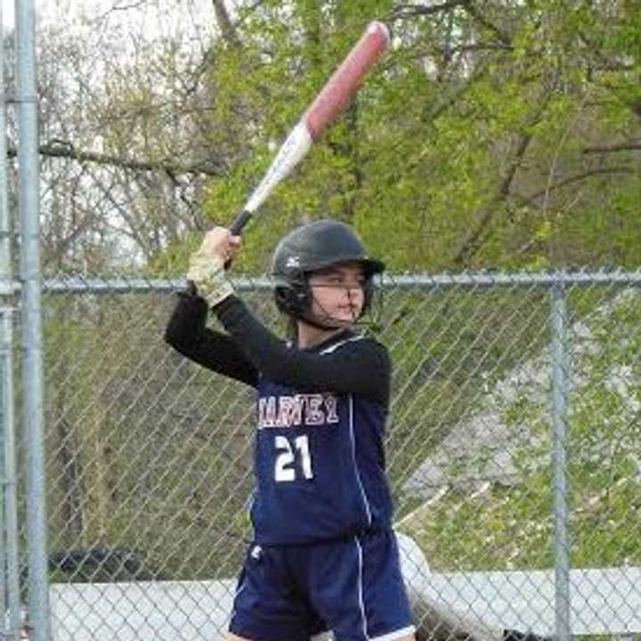 Selena Cummings of Ossining fired her second straight 1-hitter for Harvey School in a win Tuesday over Monfort.