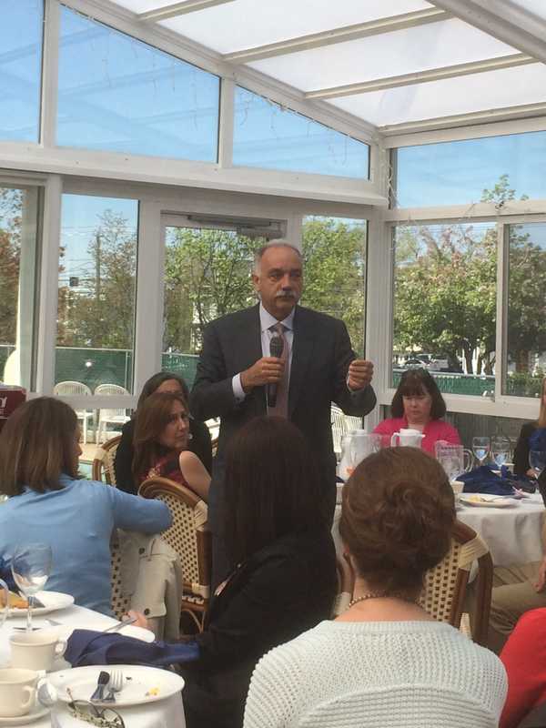 Norwalk Schools Chief Meets With Fairfield County Realtors Group