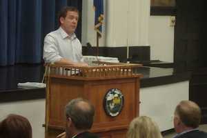 RTM Scrutinizes Darien Budget Before Approving It
