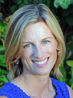 Bronxville Woman Actively Supports Community Hospital, Schools
