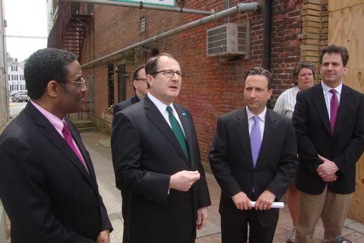 CL&P Buys Tax Credits To Restore Norwalk's Wall Street Theater