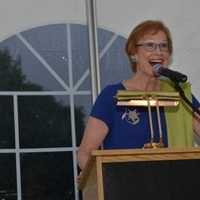 <p>Anne Sweazey makes acceptance remarks from the podium.</p>