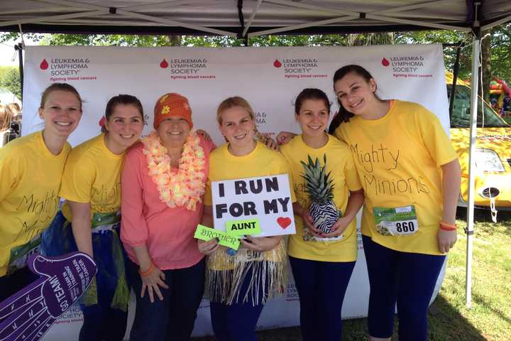 Pineapple Race In Greenwich Helps Leukemia & Lymphoma Society