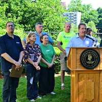 <p>Mayor Mike Spano and nearly 100 volunteers joined in the clean up of the Old Croton Aqueduct Trail </p>