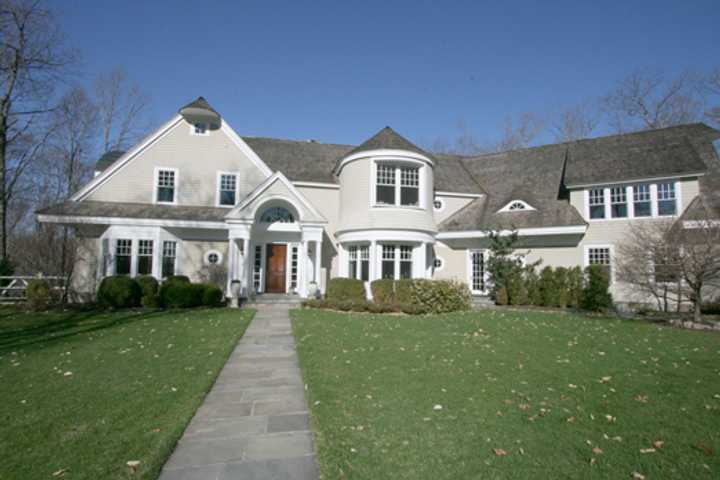 26 Rock Shelter Road, Waccabuc