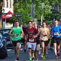 <p>Hard-core runners also found their stride in the New Canaan Mile.</p>