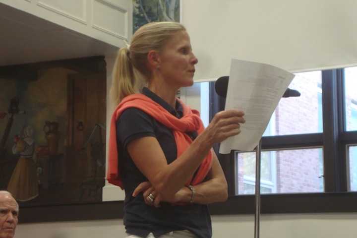Darien Residents Stand Together To Oppose Ox Ridge Cell Tower