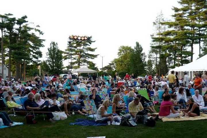 Curtain Call in Stamford will present free outdoor performances of Shakespeare&#x27;s Twelfth Night in July. 