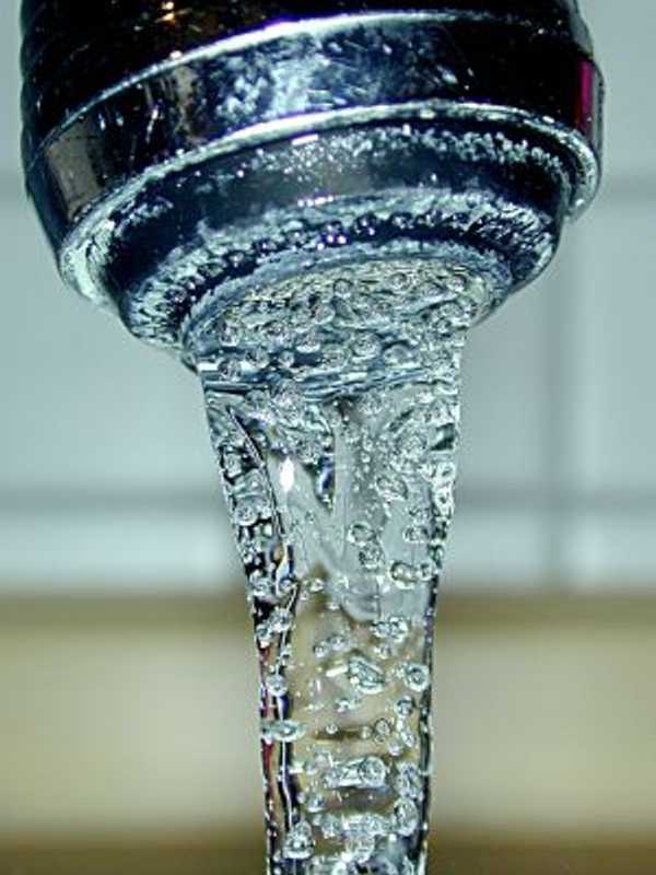 Stamford-Based AmeriCares Delivers Water To Needy In Detroit