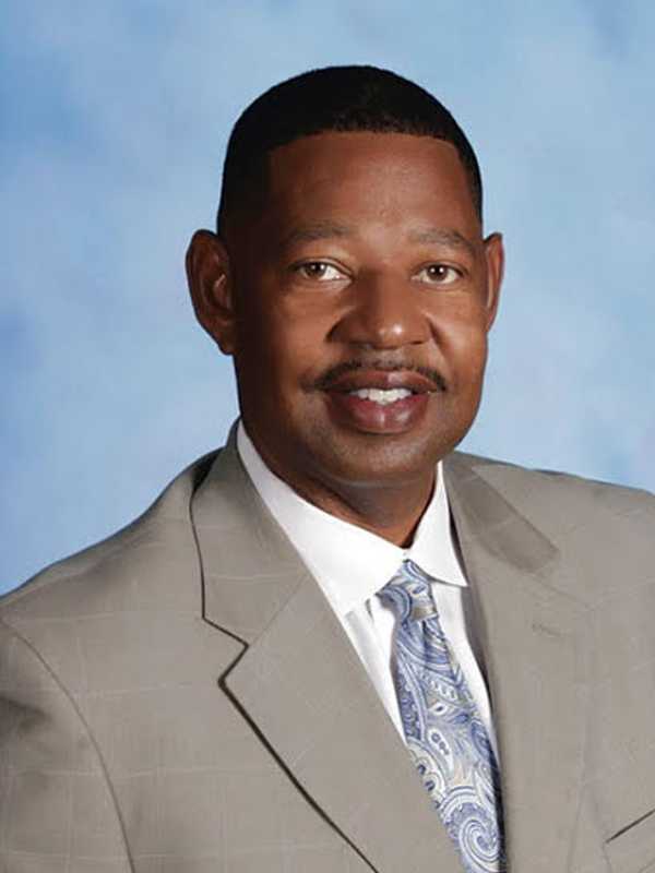 Mount Vernon Schools Superintendent Kenneth Hamilton Touts Progress