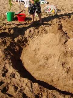 Fairfield PAL Hosts Annual Sand Sculpture Contest
