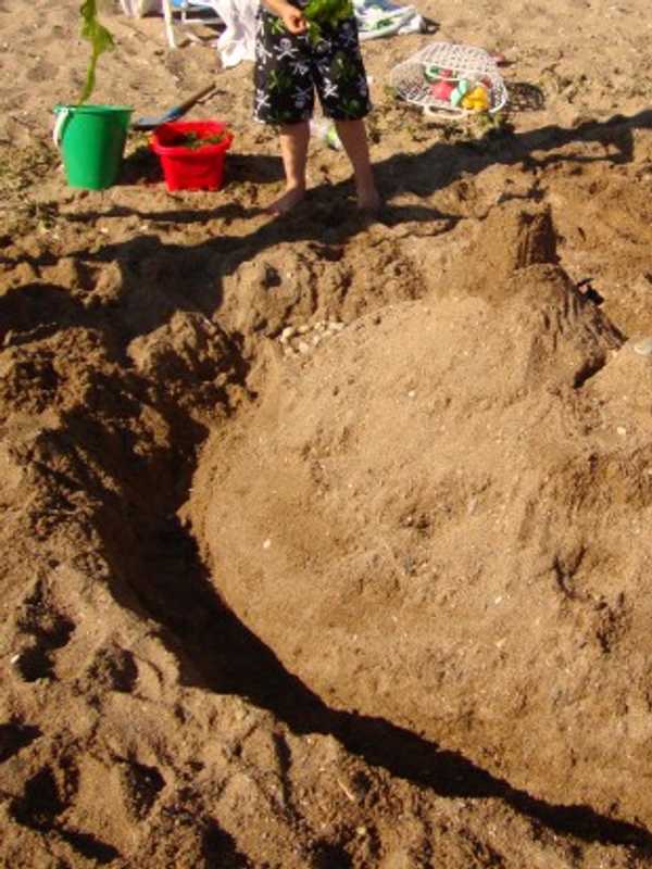 Fairfield PAL Hosts Annual Sand Sculpture Contest