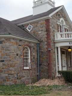 Katonah Village Library Presenting Lecture On Backyard Foraging