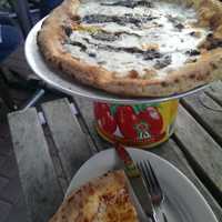 <p>Pizza at Fortina.</p>