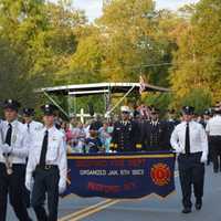 <p>Bedford firefighters march in the South Salem parade.</p>