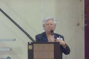 Galef, Carlucci Absentee Ballot Bill Signed Into Law 