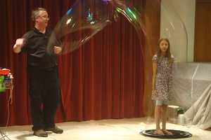 Fun Bubbles Over As New Canaan Library Celebrates Summer Reading