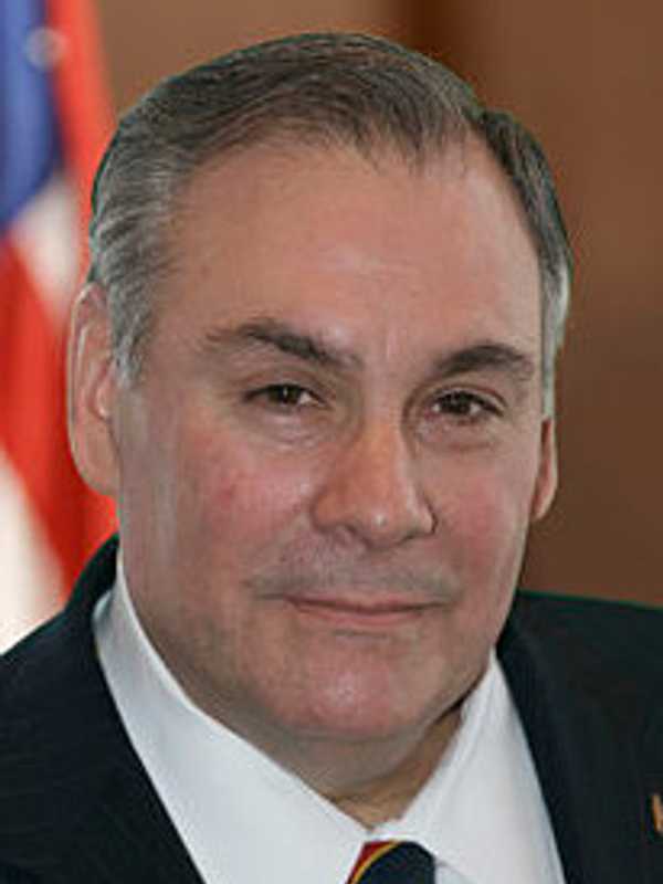 Letter: Why Pound Ridge Should Vote For Bob Castelli 
