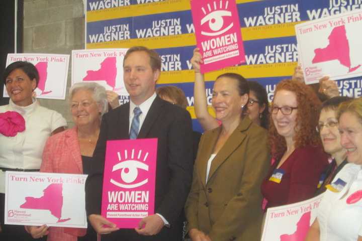 Wagner Calls Murphy Anti-Choice At Thornwood Rally