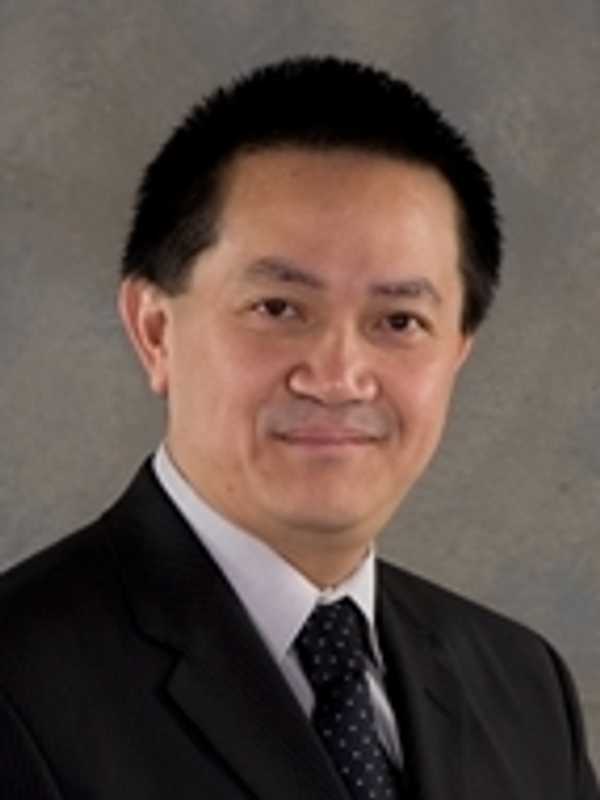 Neurologist Named Physician Of The Year At St. Vincent's In Bridgeport