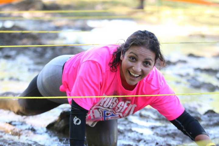 Runners Crawl Through Mud For Westchester Medical Center