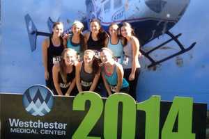Carmel Field Hockey Players Take Part In Westchester Medical Center Race