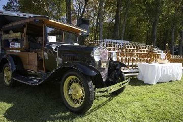 Pound Ridge Car Enthusiasts Flock To 12th Annual Tom Pisco Car Show