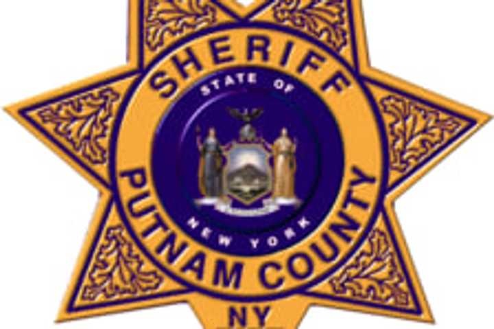 Putnam County Sheriffs charged a woman with unlicensed operation of a motor vehicle. 