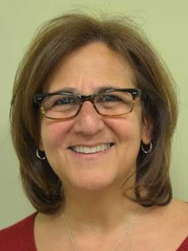 Briarcliff Real Estate Broker Says Fall's Fine For Making A Move