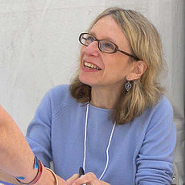 Roz Chast of Ridgefield is on the Longlist of nonfiction nominees for the National Book Award. 