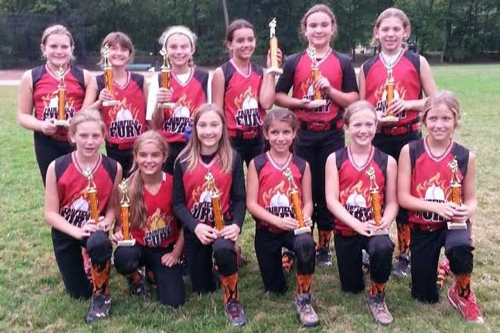 Fairfield Fury Softball Team Wins Scarsdale Tournament