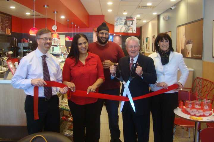 Fairfield's Red Mango Serves Up Combo Of Health And Taste